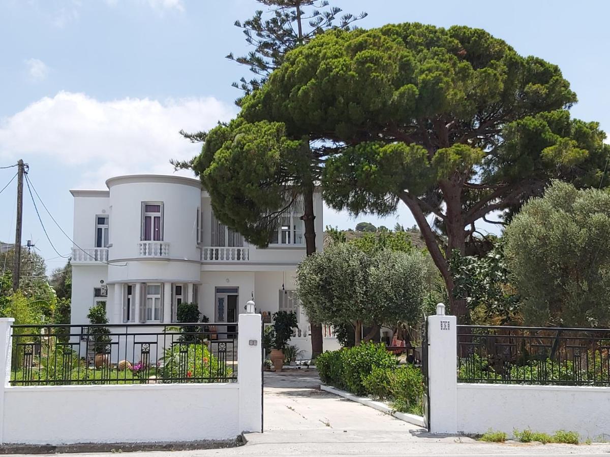 Tower Traditional Pool Villa Kremasti  Exterior photo